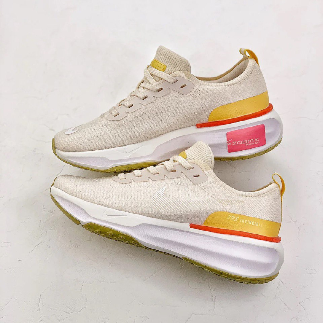Nike Invincible Run 3 - Bege\Branco