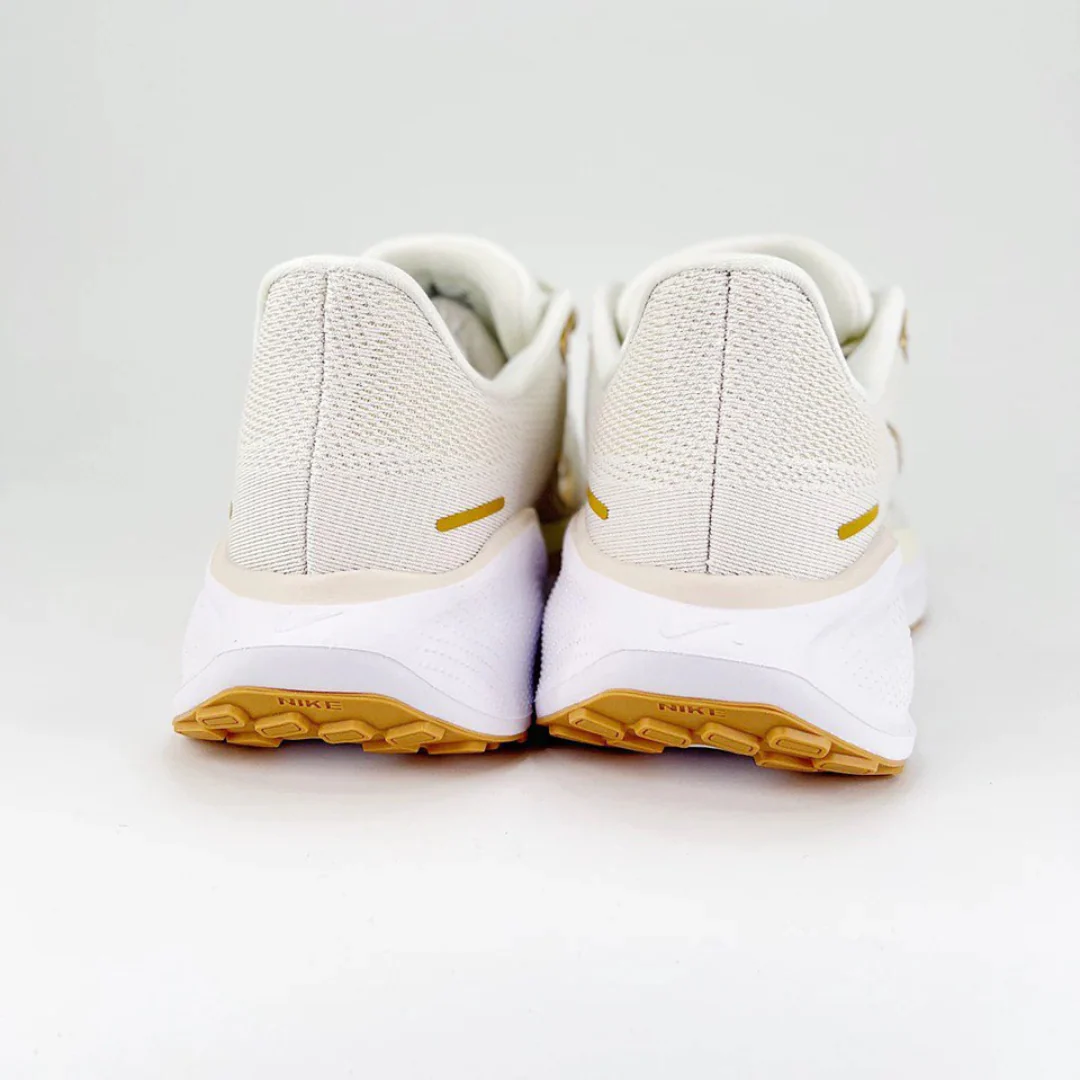 Nike Air Zoom Pegasus 41 - Bege\Dourado