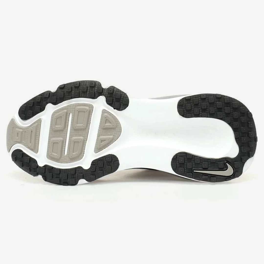 Nike Vomero 18 - Preto\Branco\Cinza