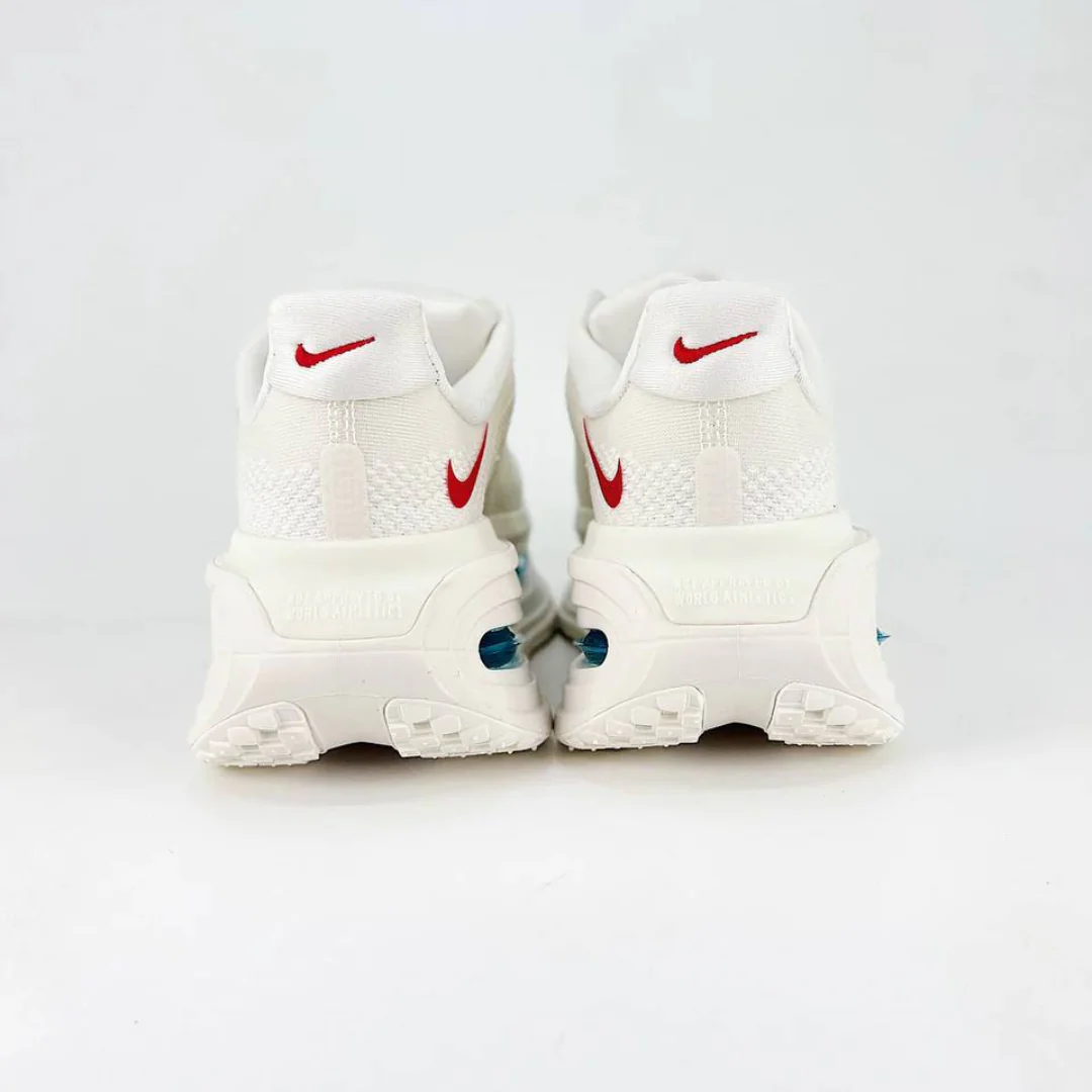 Nike Vomero Premium - Bege Vermelho