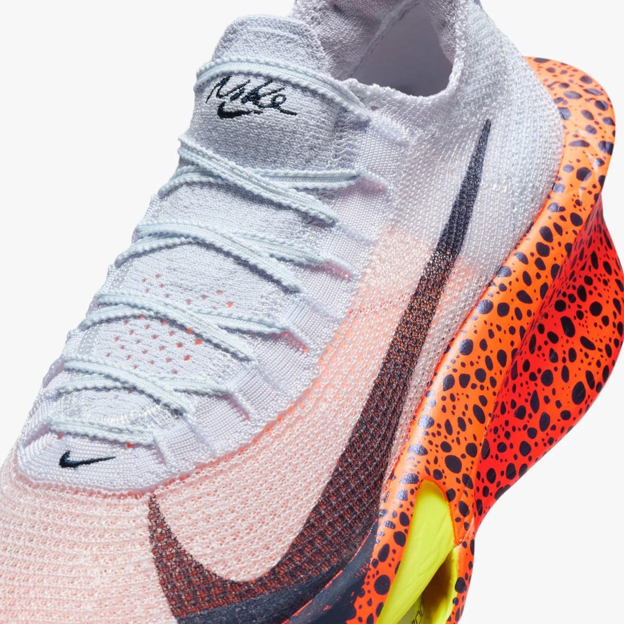 Nike Air Zoom X Alphafly Next% 3 - Laranja Edição Limitada