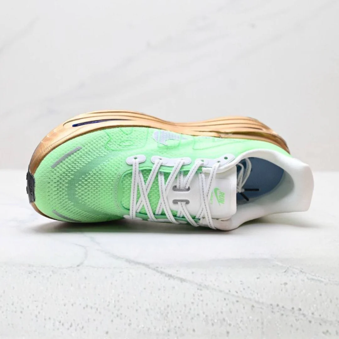 Nike Vomero Premium - Verde Dourado