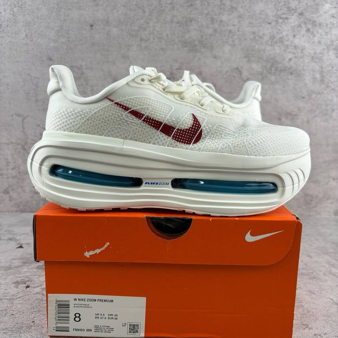 Nike Vomero Premium - Bege Vermelho