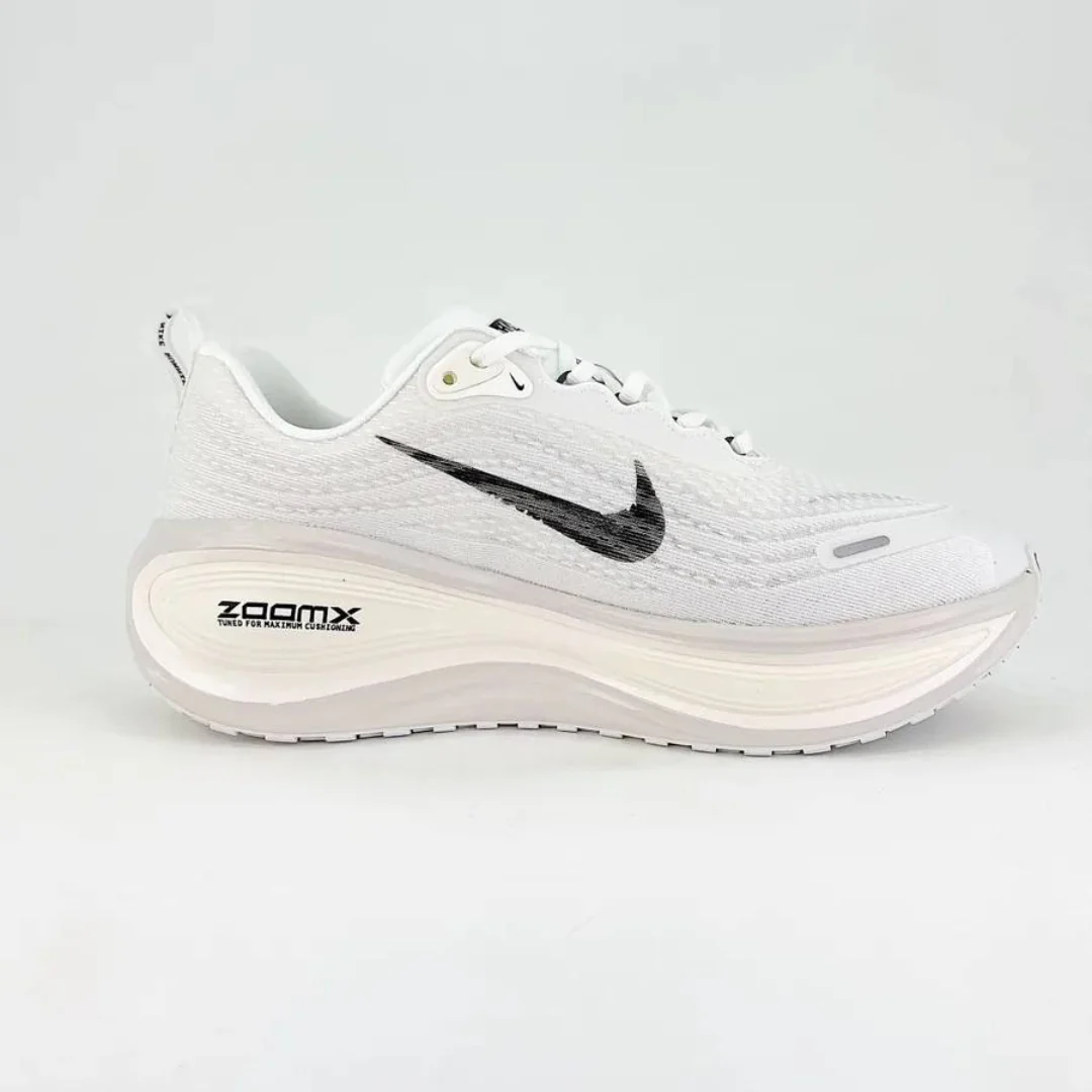 Nike Vomero Plus Branco Preto