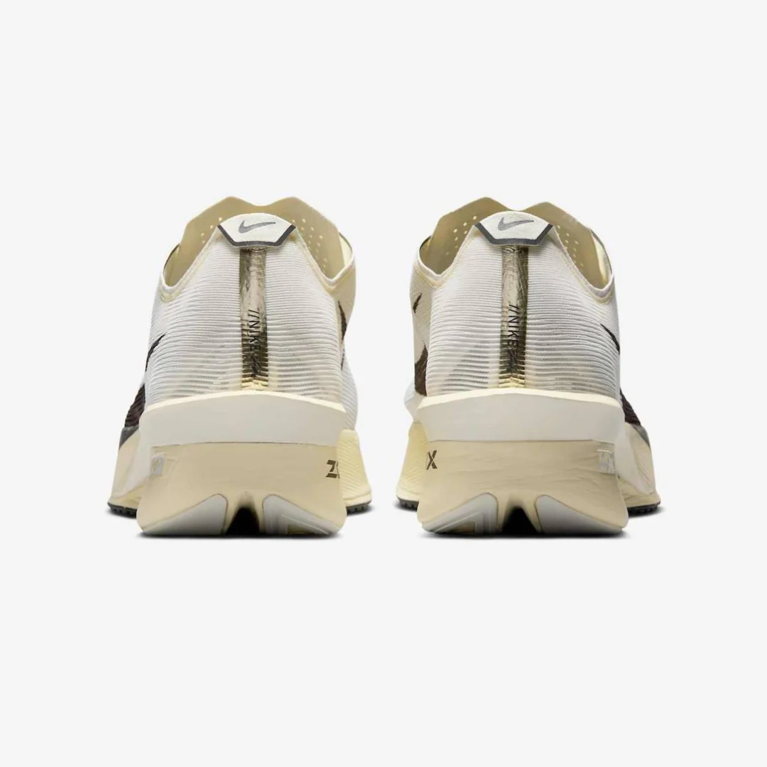 Nike Air Zoom X Vaporfly 4 Bege