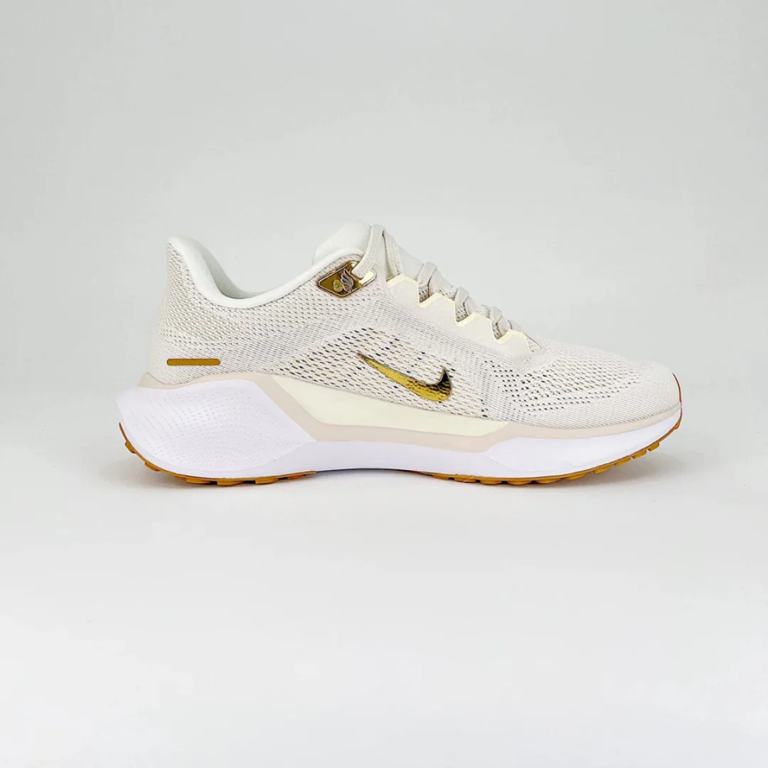 Nike Air Zoom Pegasus 41 - Bege\Dourado