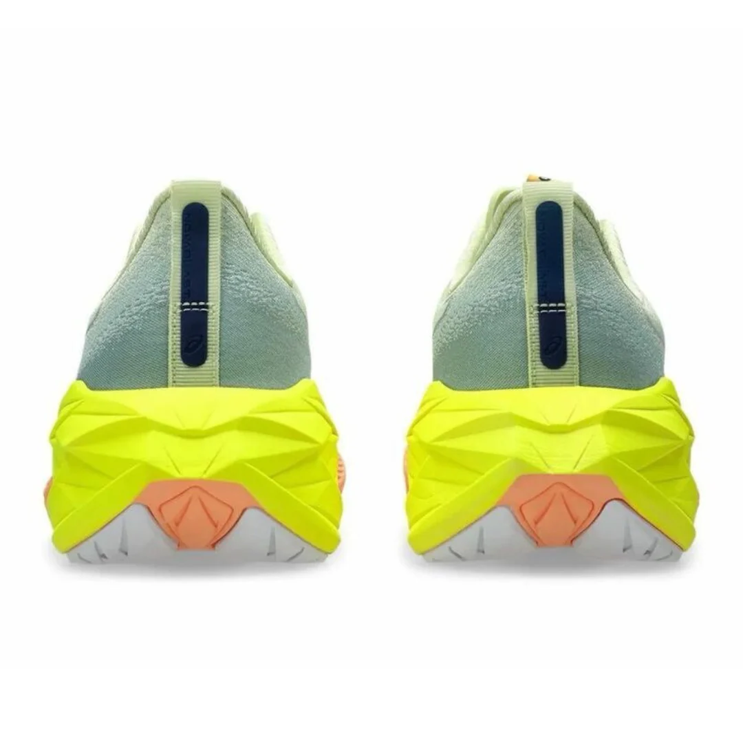 Asics NovaBlast 4 Paris - Verde e Laranja