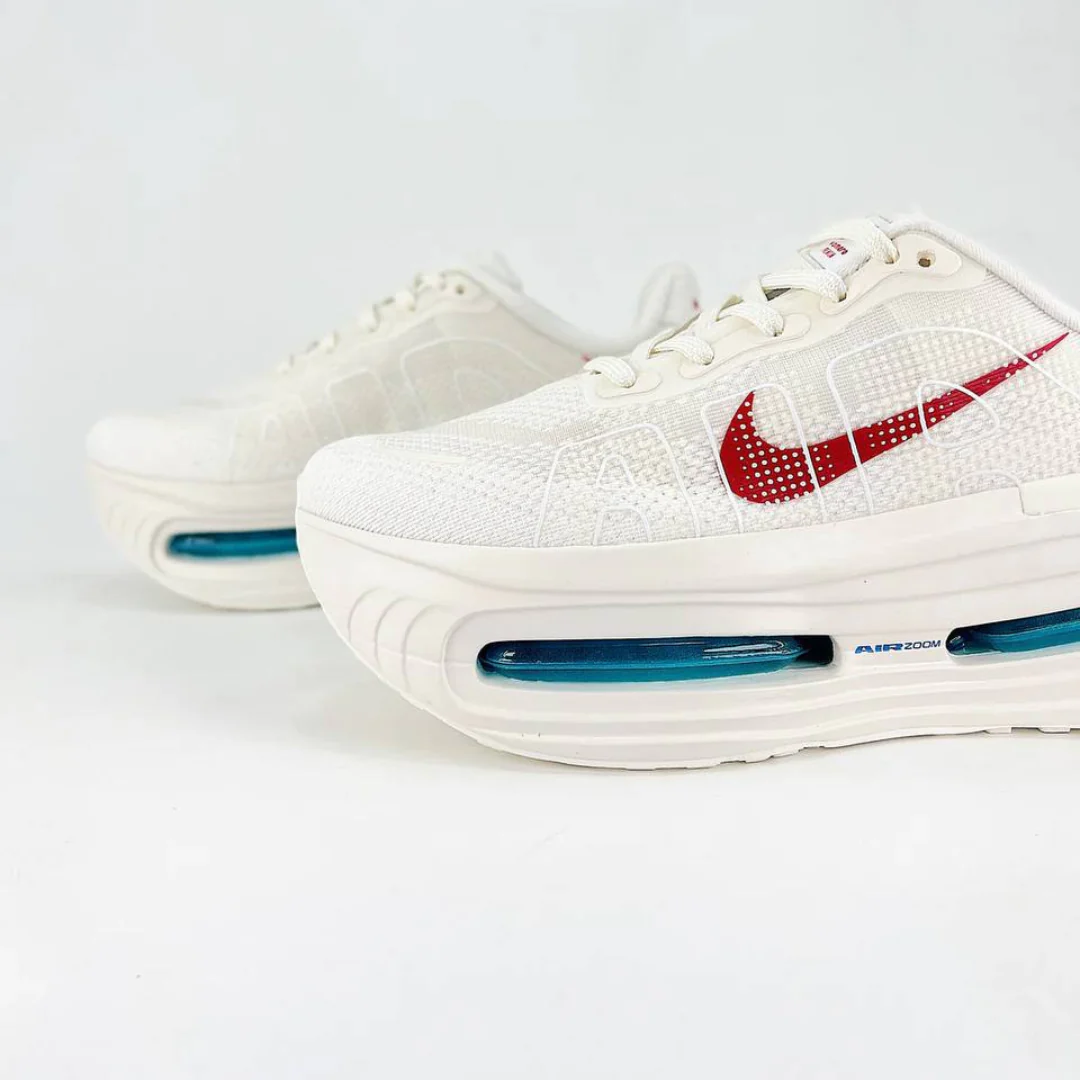 Nike Vomero Premium - Bege Vermelho