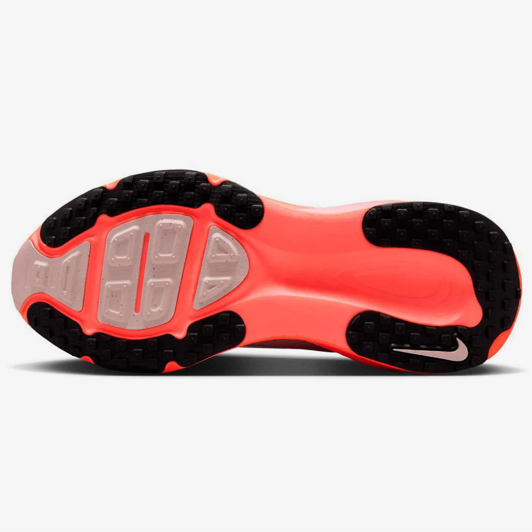 Nike Vomero 18 - Laranja\Vermelho