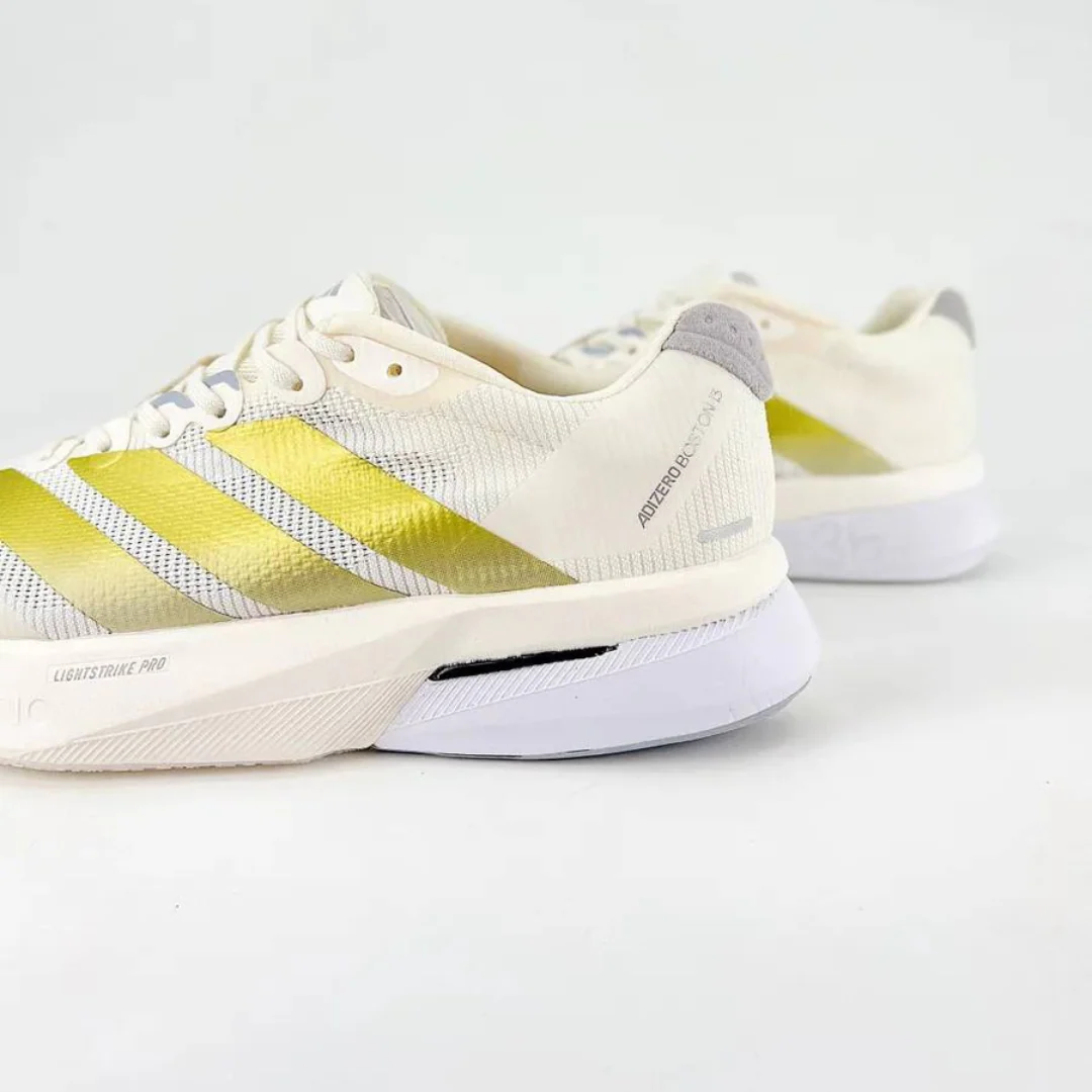 Adidas Adizero Boston 13 Bege/Dourado