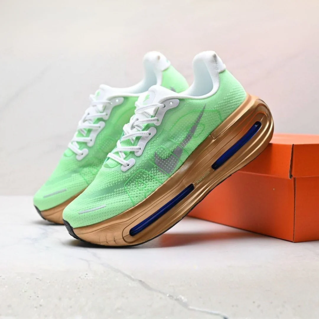 Nike Vomero Premium - Verde Dourado