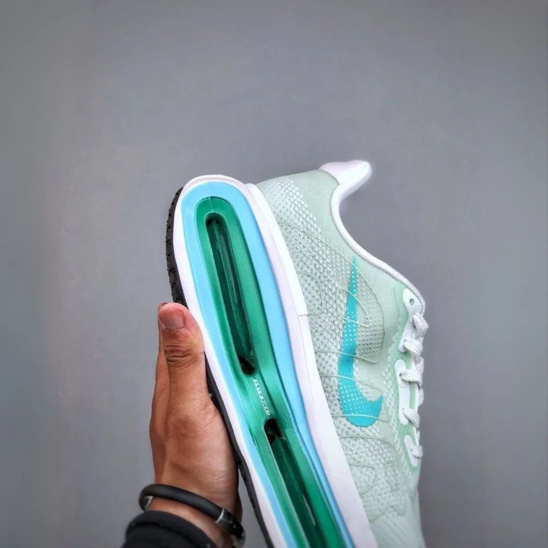 Nike Vomero Premium - Verde Azul