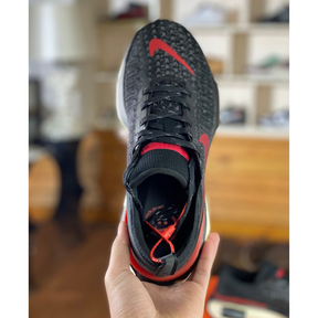 Nike Invincible Run 3 - Preto Vermelho