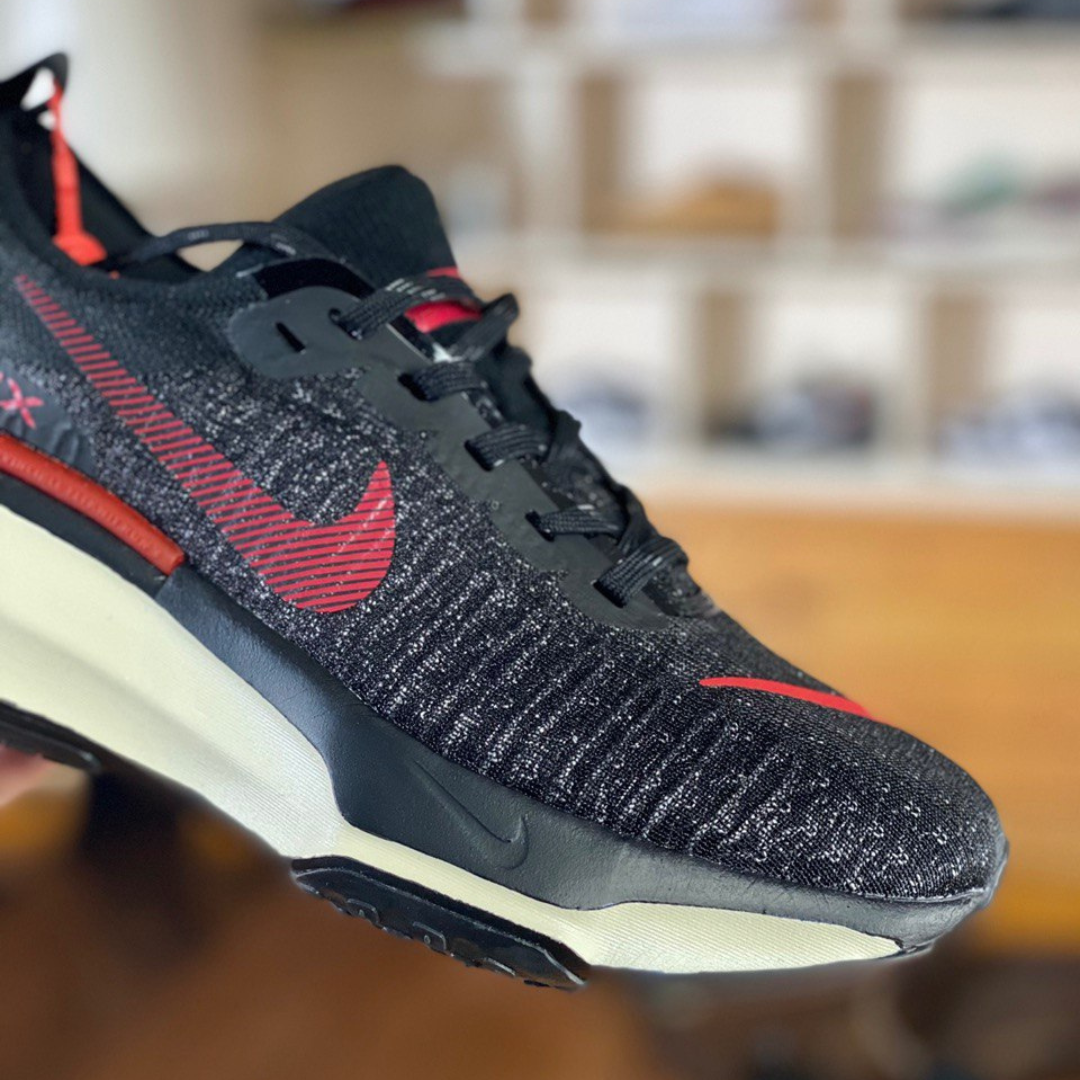 Nike Invincible Run 3 - Preto Vermelho
