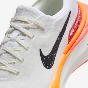 Nike Invincible Run 3 - White Bright Crimson