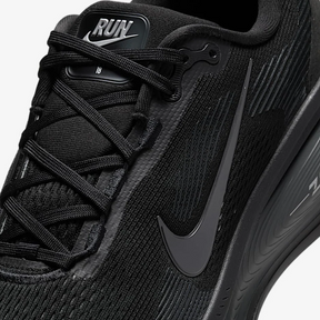 Nike Vomero 18 - Preto