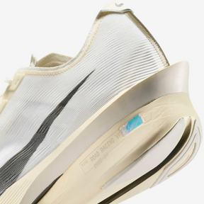 Nike  Air Zoom X Vaporfly 4 Bege