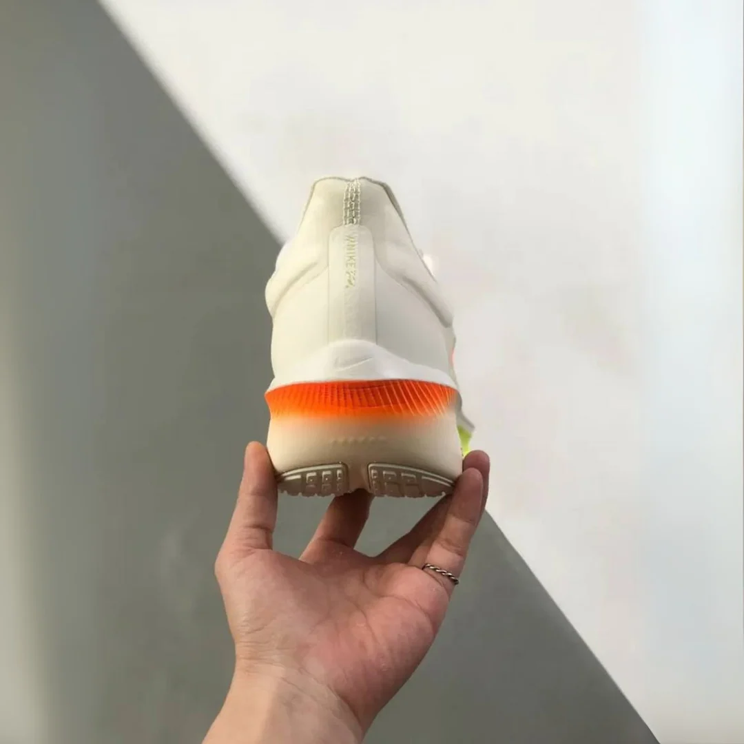 Nike Zoom Fly 6 Bege Laranja