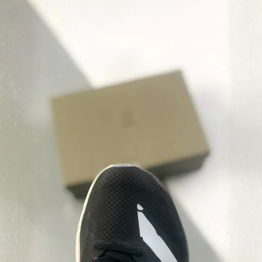 Adidas Adizero Adios Pro 4 Preto/Branco