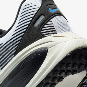 Nike Vomero 18 - Branco\PhotoBlue