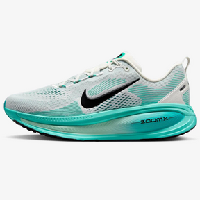 Nike Vomero 18 - Whinte\Dusty Cactus