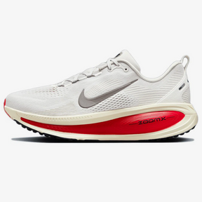 Nike Vomero 18 - Branco\Vermelho