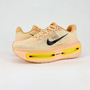 Nike Vomero Premium - Laranja Preto