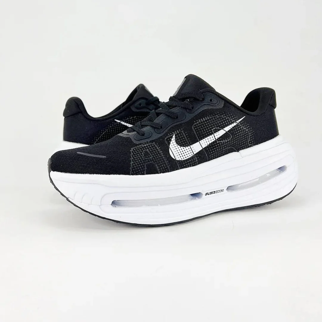 Nike Vomero Premium - Preto Branco