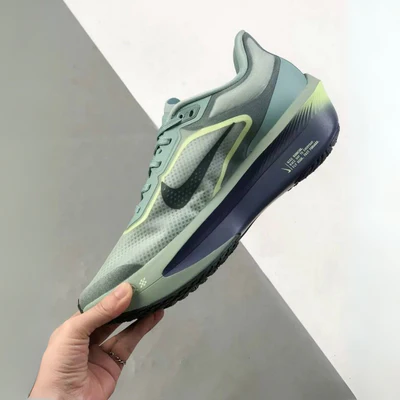 Nike Zoom Fly 6 Verde Oliva
