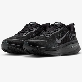 Nike Vomero 18 - Preto