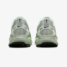 Nike Vomero 18 - Verde Oliva