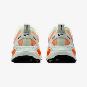 Nike Vomero 18 - Verde\Laranja