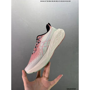 Asics NovaBlast 4 Platinum Rosa Preto