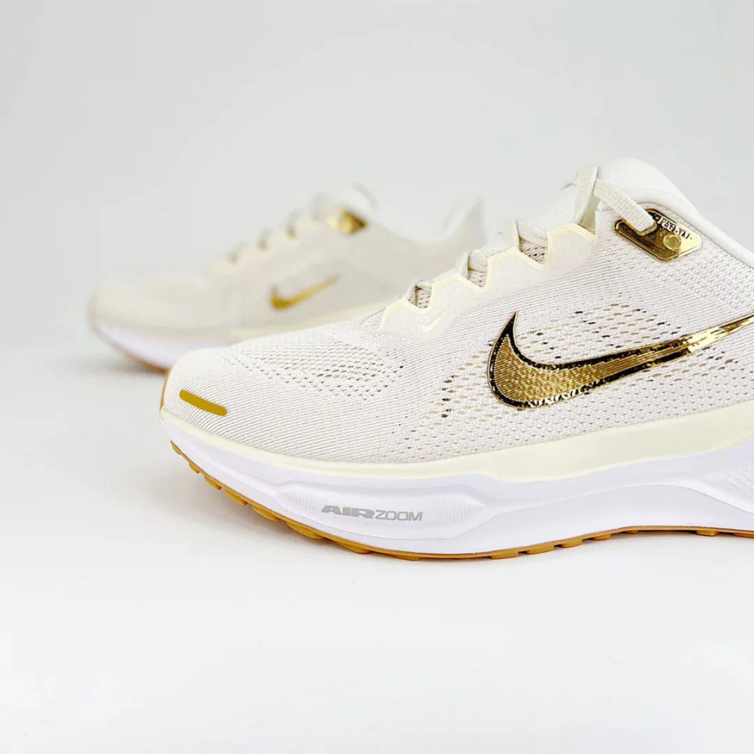 Nike Air Zoom Pegasus 41 - Bege\Dourado