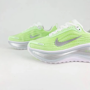Nike Vomero Plus Verde Platinum