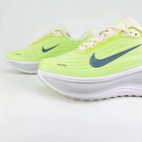 Nike Vomero Plus Verde Cinza