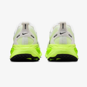 Nike Vomero 18 - Branco\Verde