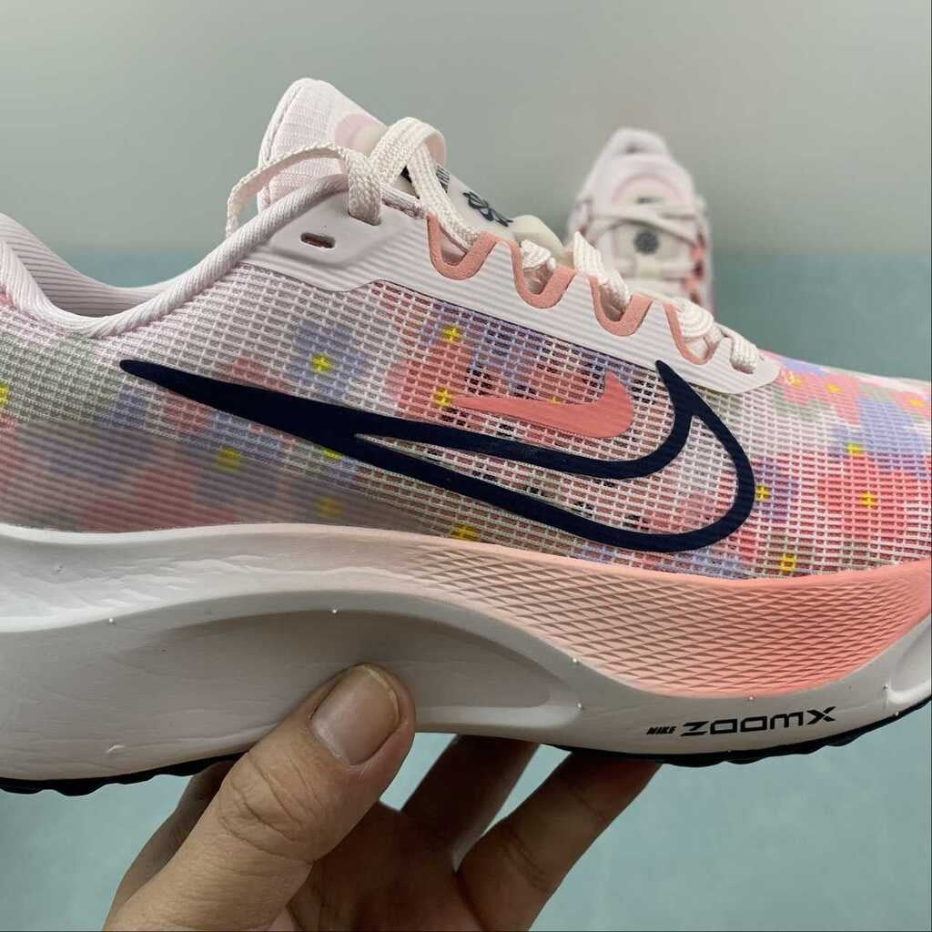 Nike Zoom Fly 5 Rosa Flowers