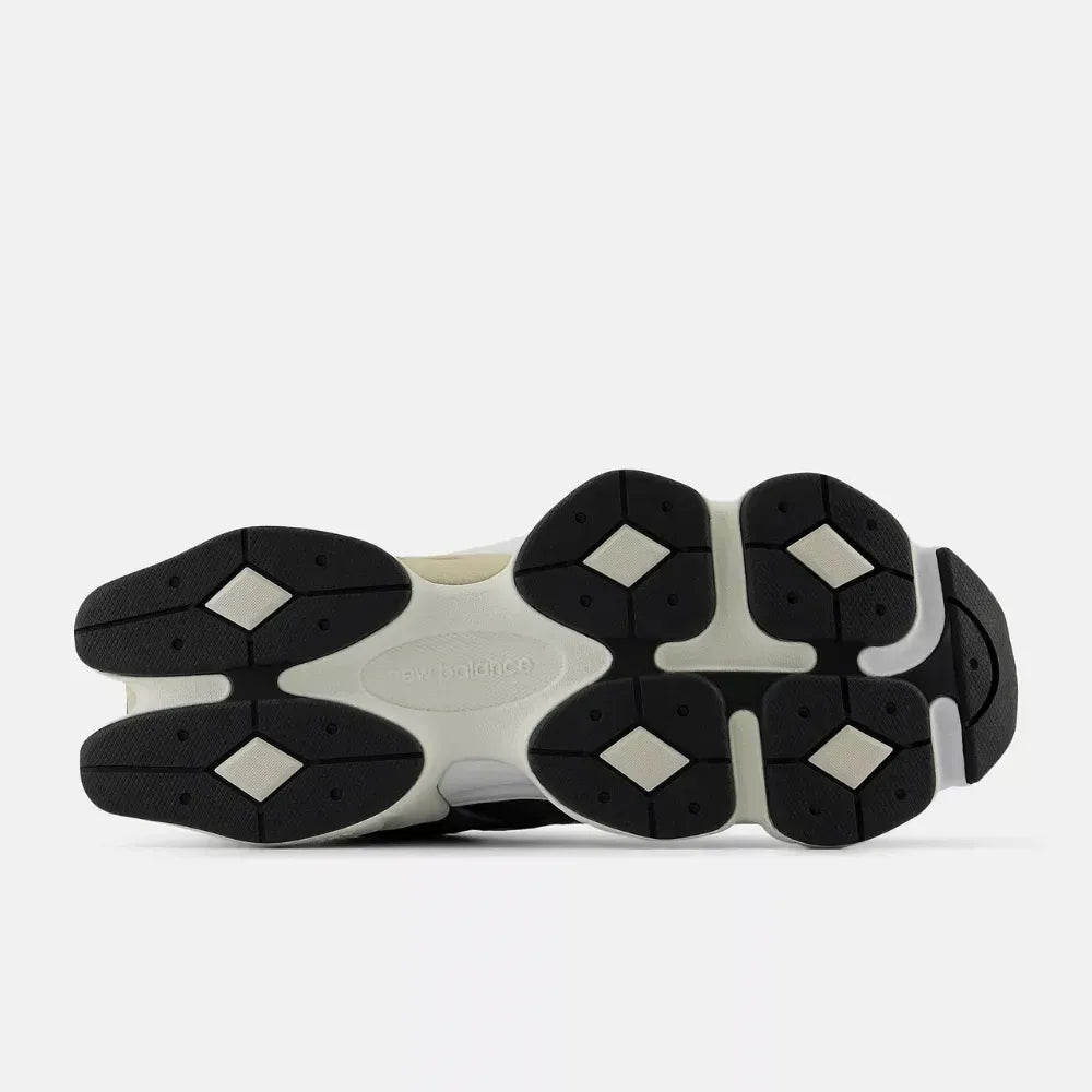 New Balance 9060 Sea Salt Black Magnet
